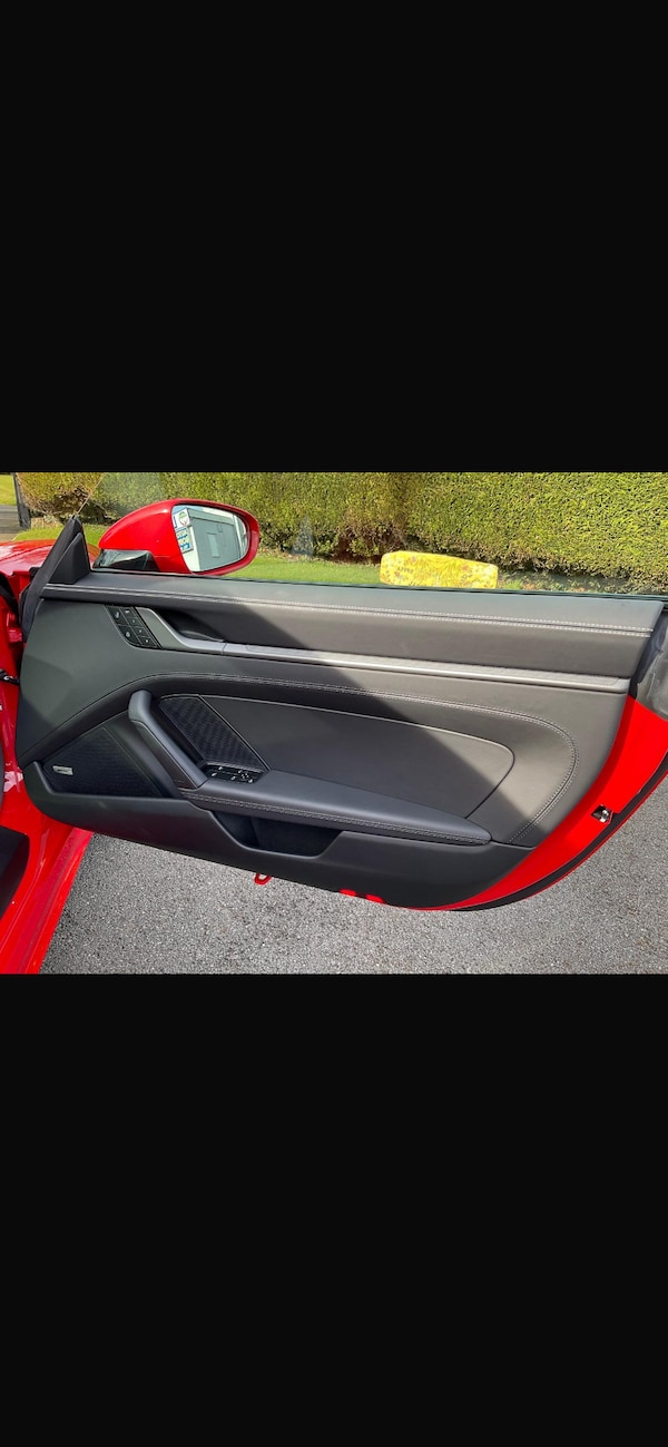 Used Porsche 911 2024 for sale - 76319365: Photo 16