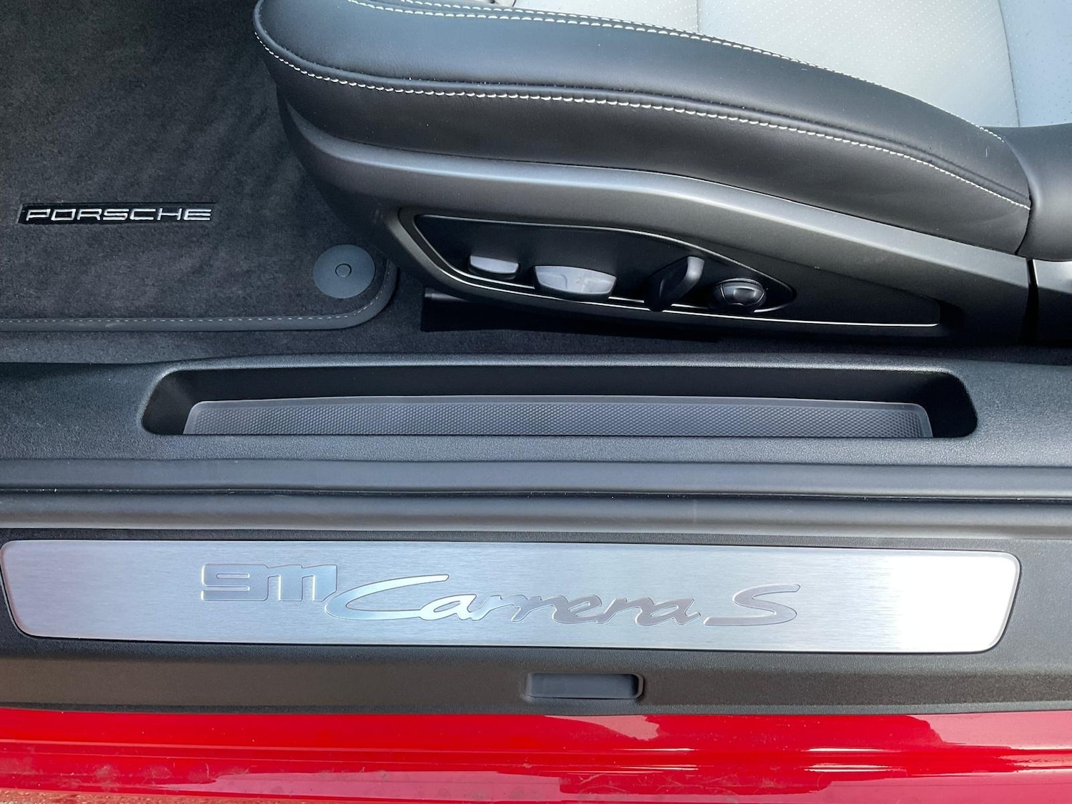 Used Porsche 911 2024 for sale - 76319365: Photo 23