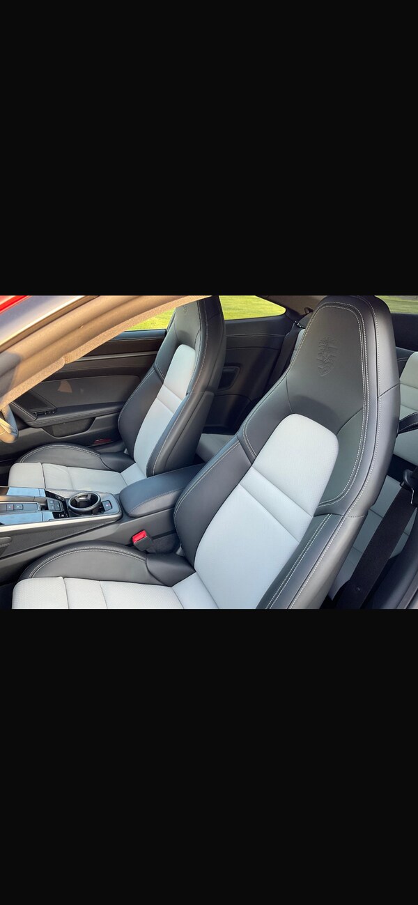 Used Porsche 911 2024 for sale - 76319365: Photo 30