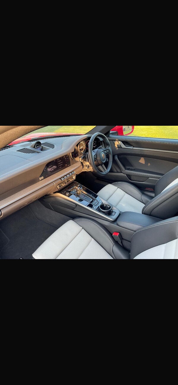 Used Porsche 911 2024 for sale - 76319365: Photo 6