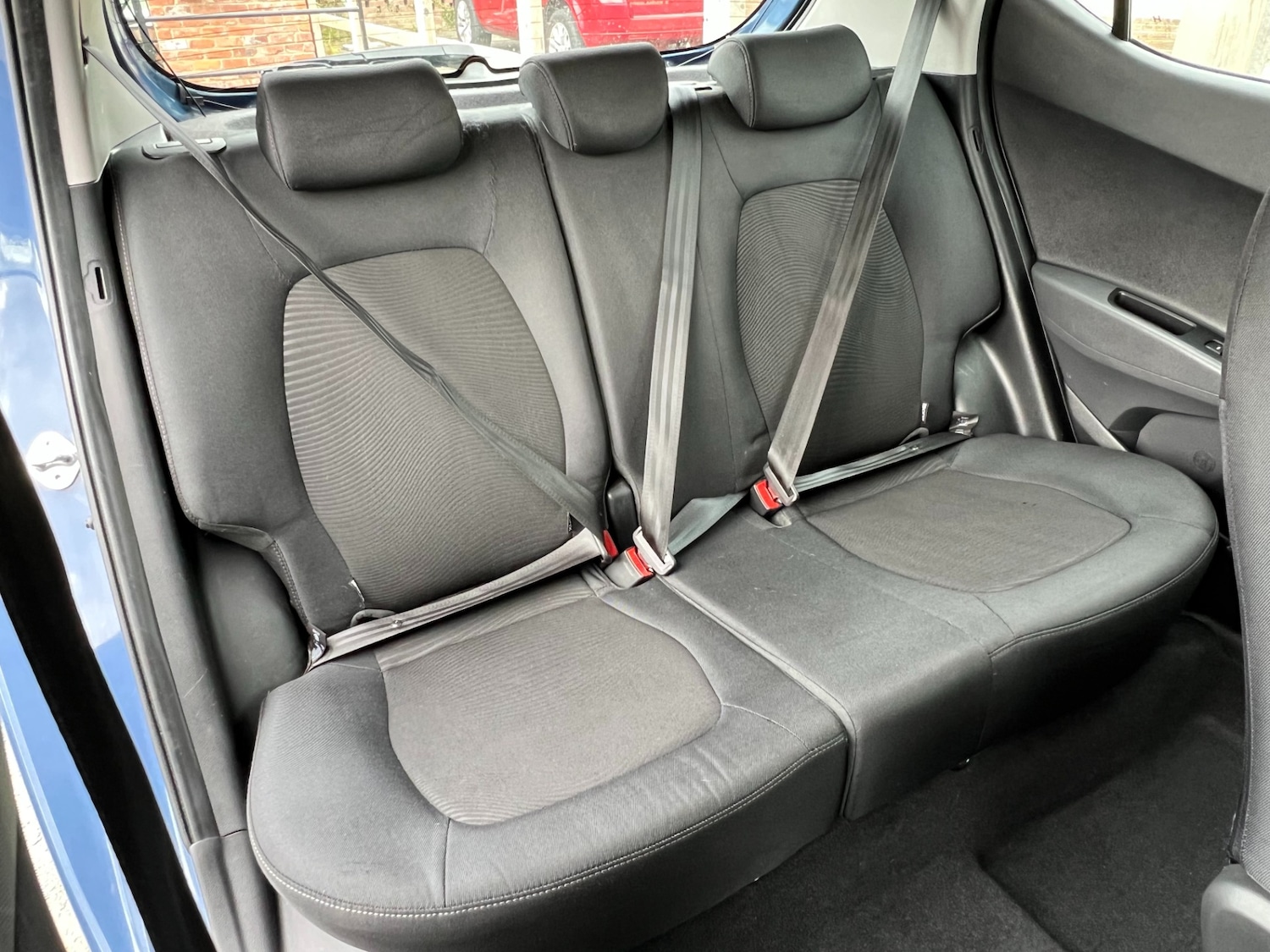 Used Hyundai i10 2017 for sale - 76106276: Photo 19