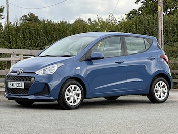 Used Hyundai i10 2017 for sale - 76106276: Photo
