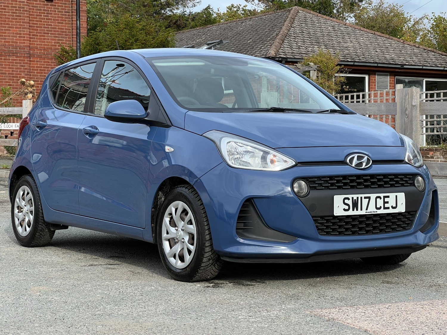 Used Hyundai i10 2017 for sale - 76106276: Photo 23