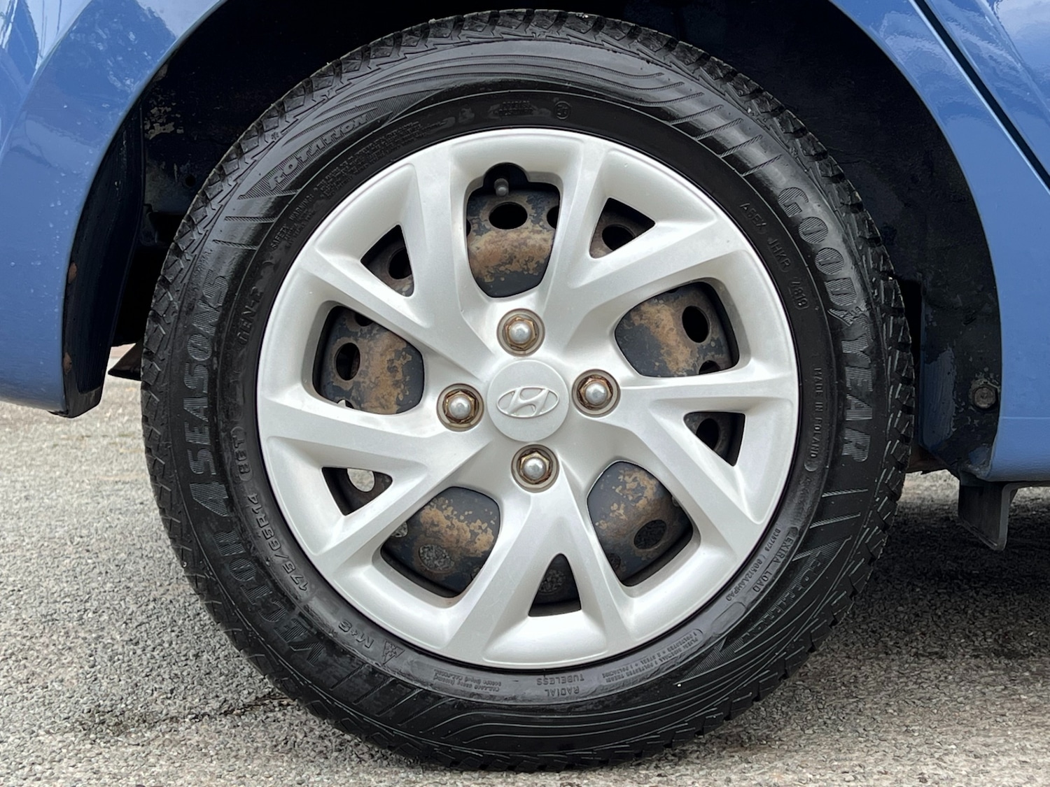 Used Hyundai i10 2017 for sale - 76106276: Photo 9