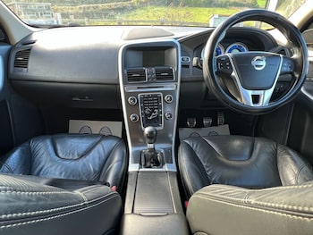 Used Volvo XC60 2011 for sale - 76143920: Photo