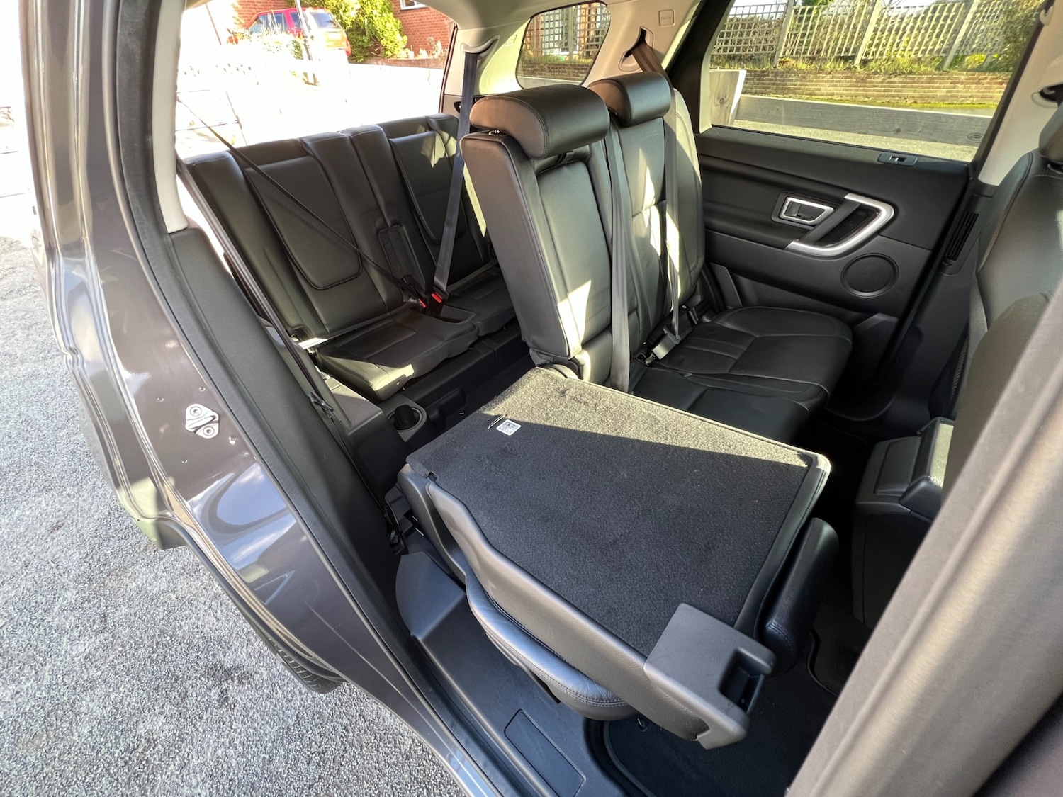 Used Land Rover Discovery Sport 2016 for sale - 76611693: Photo 25