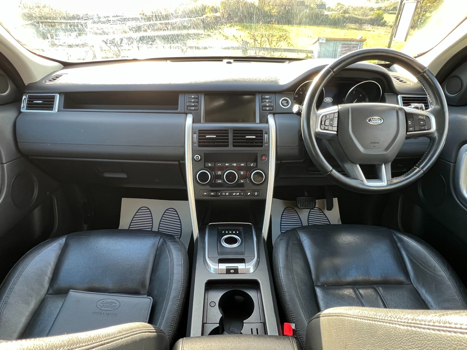 Used Land Rover Discovery Sport 2016 for sale - 76611693: Photo 3