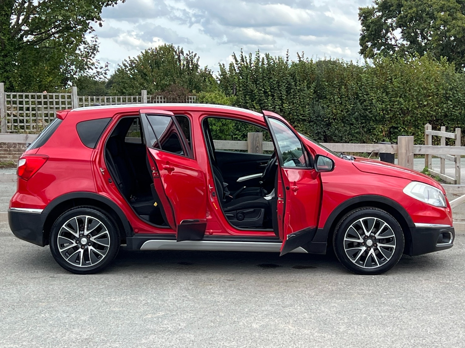 Used Suzuki SX4 S-Cross 2013 for sale - 75651302: Photo 6