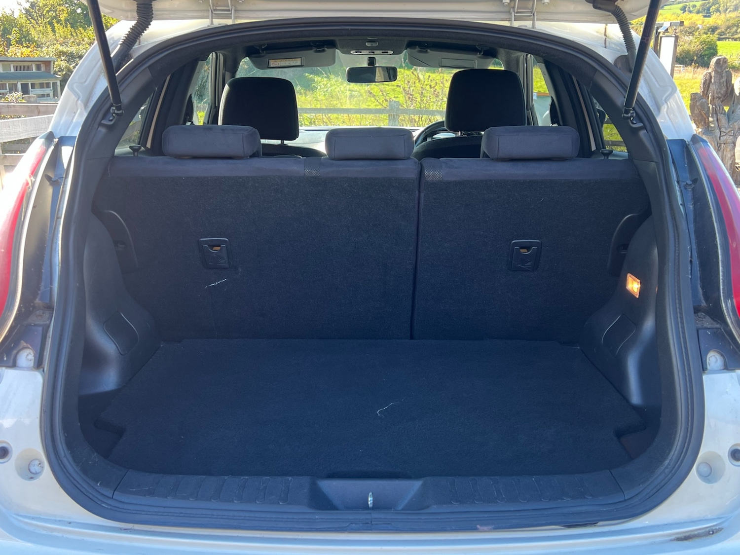 Used Nissan Juke 2015 for sale - 76231362: Photo 12