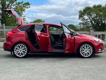 Used Ford Focus 2015 for sale - 78407894: Photo