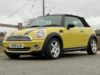 Used MINI Convertible 2010 for sale - 76877886: Photo