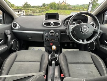 Used Renault Clio 2011 for sale - 79495271: Photo