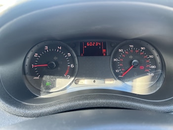 Used Renault Clio 2008 for sale - 77902711: Photo