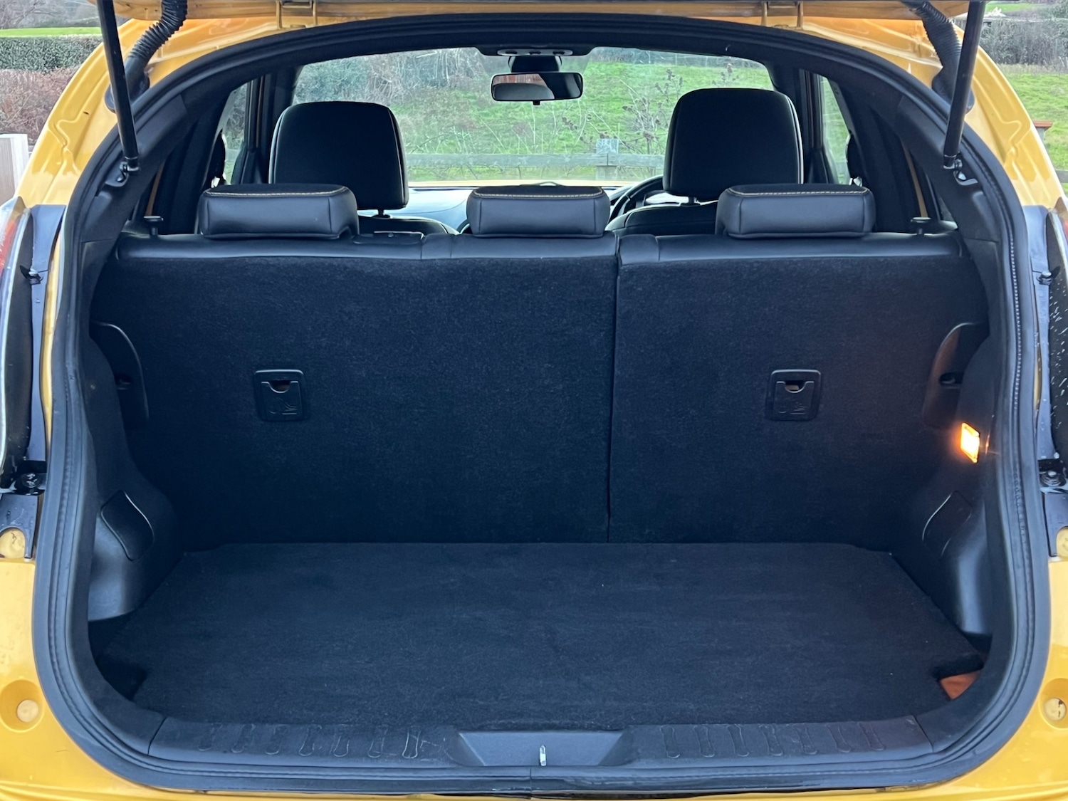 Used Nissan Juke 2014 for sale - 76845331: Photo 19