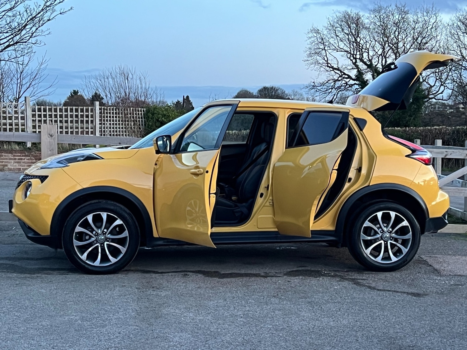 Used Nissan Juke 2014 for sale - 76845331: Photo 4