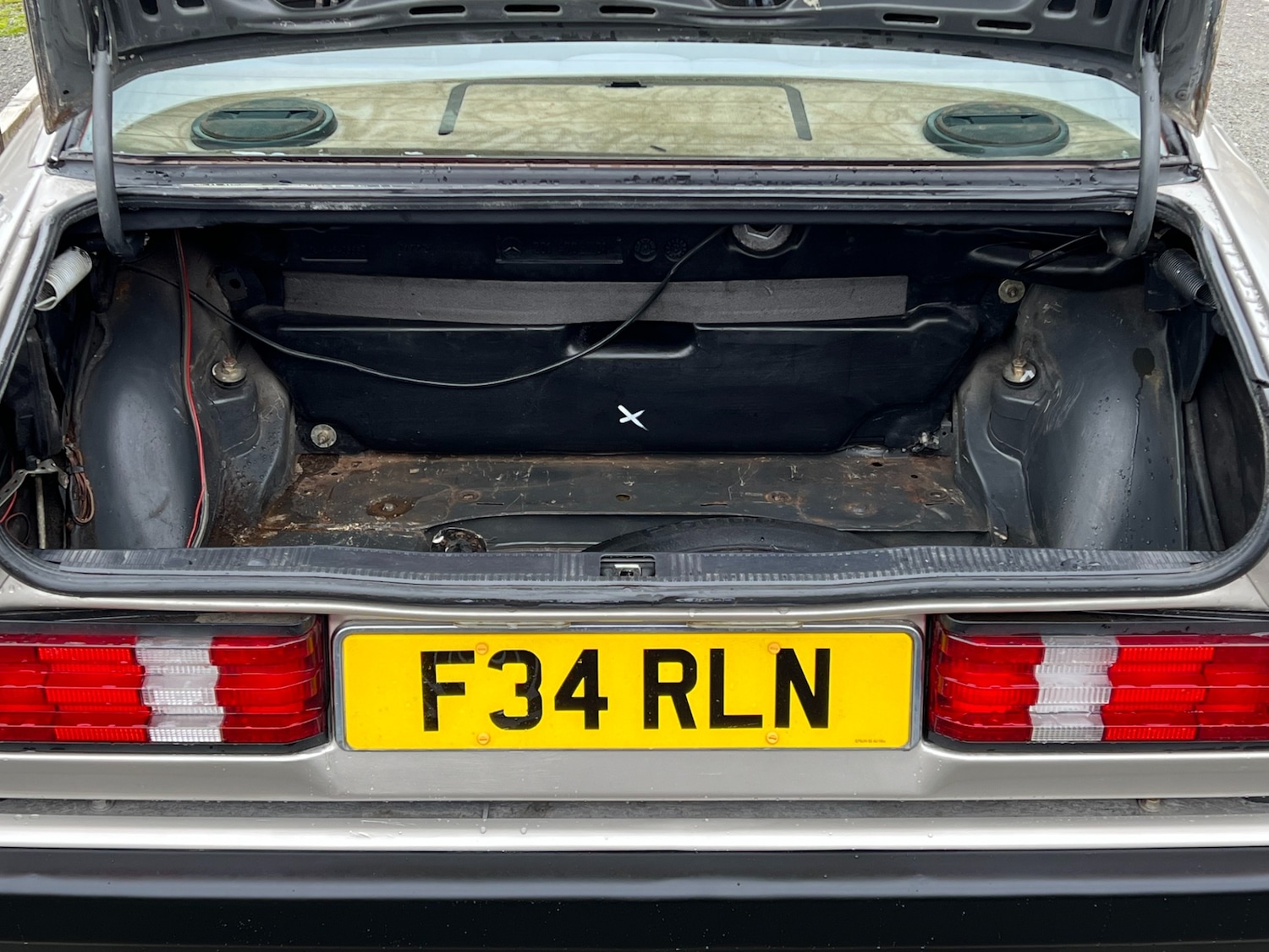 Used Mercedes-Benz 190 1989 for sale - 76036493: Photo 18