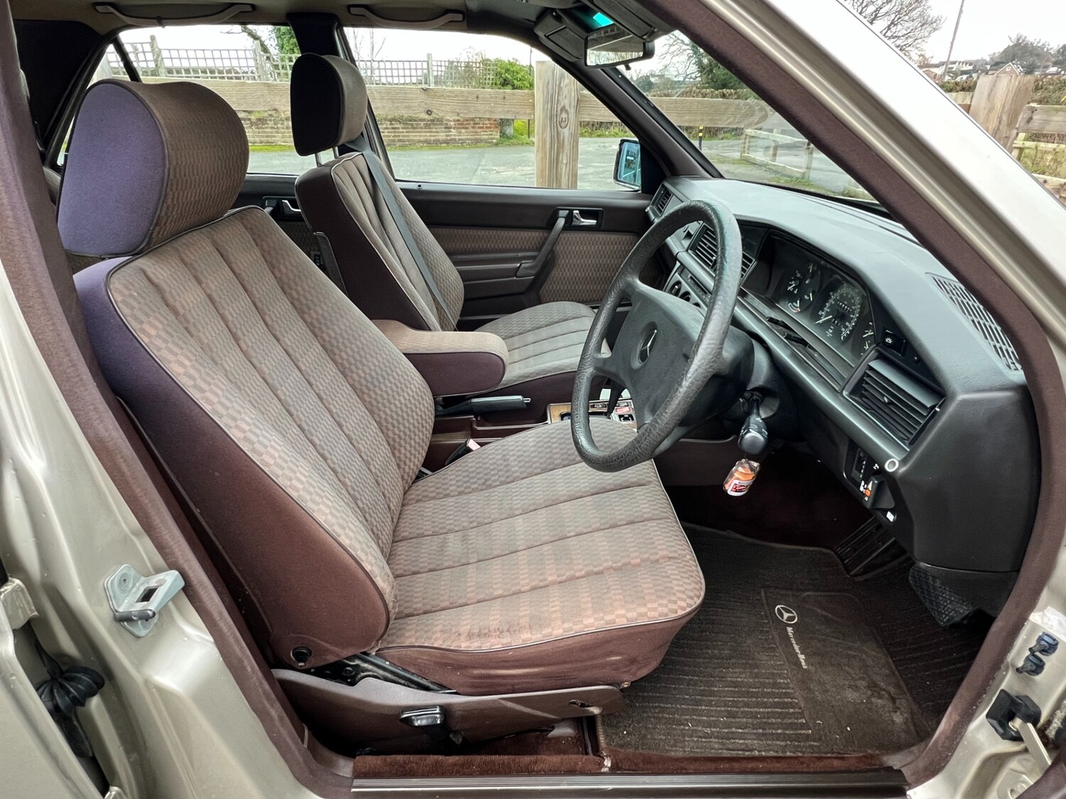 Used Mercedes-Benz 190 1989 for sale - 76036493: Photo 23