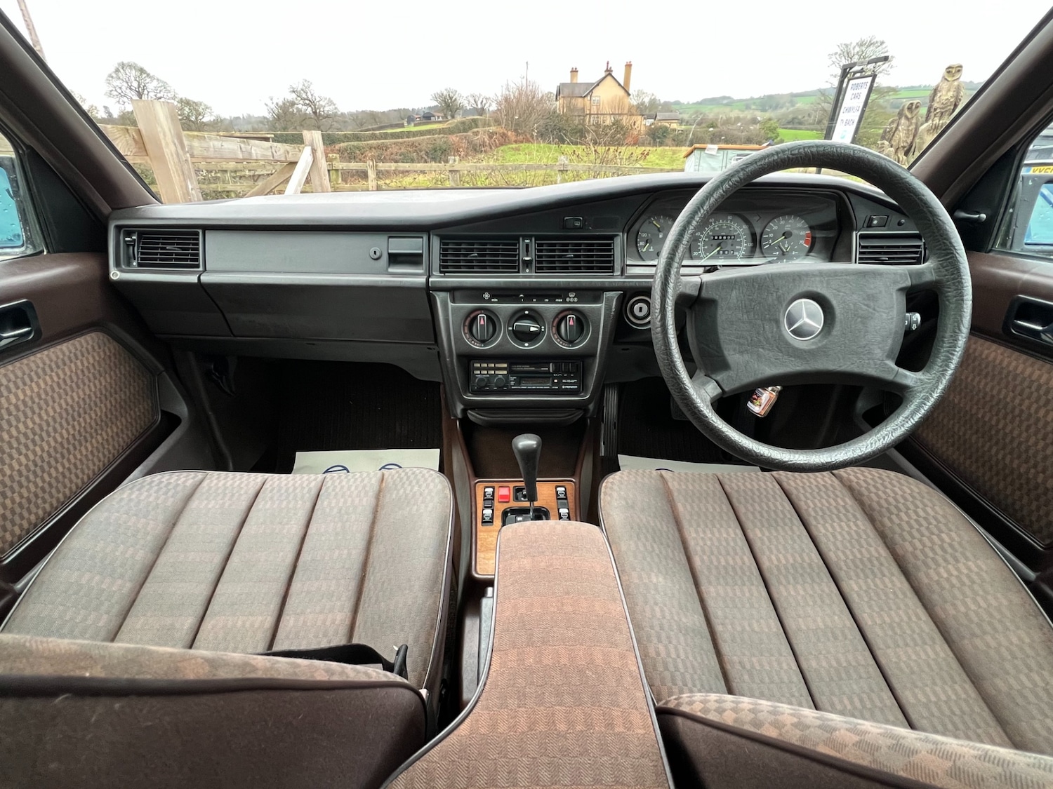 Used Mercedes-Benz 190 1989 for sale - 76036493: Photo 3