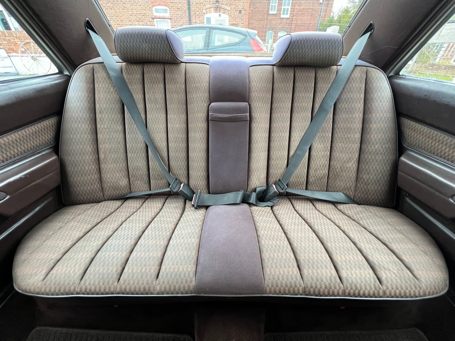 Used Mercedes-Benz 190 1989 for sale - 76036493: Photo 4