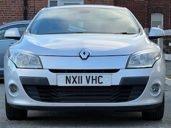 Used Renault Megane 2011 for sale - 76637830: Photo