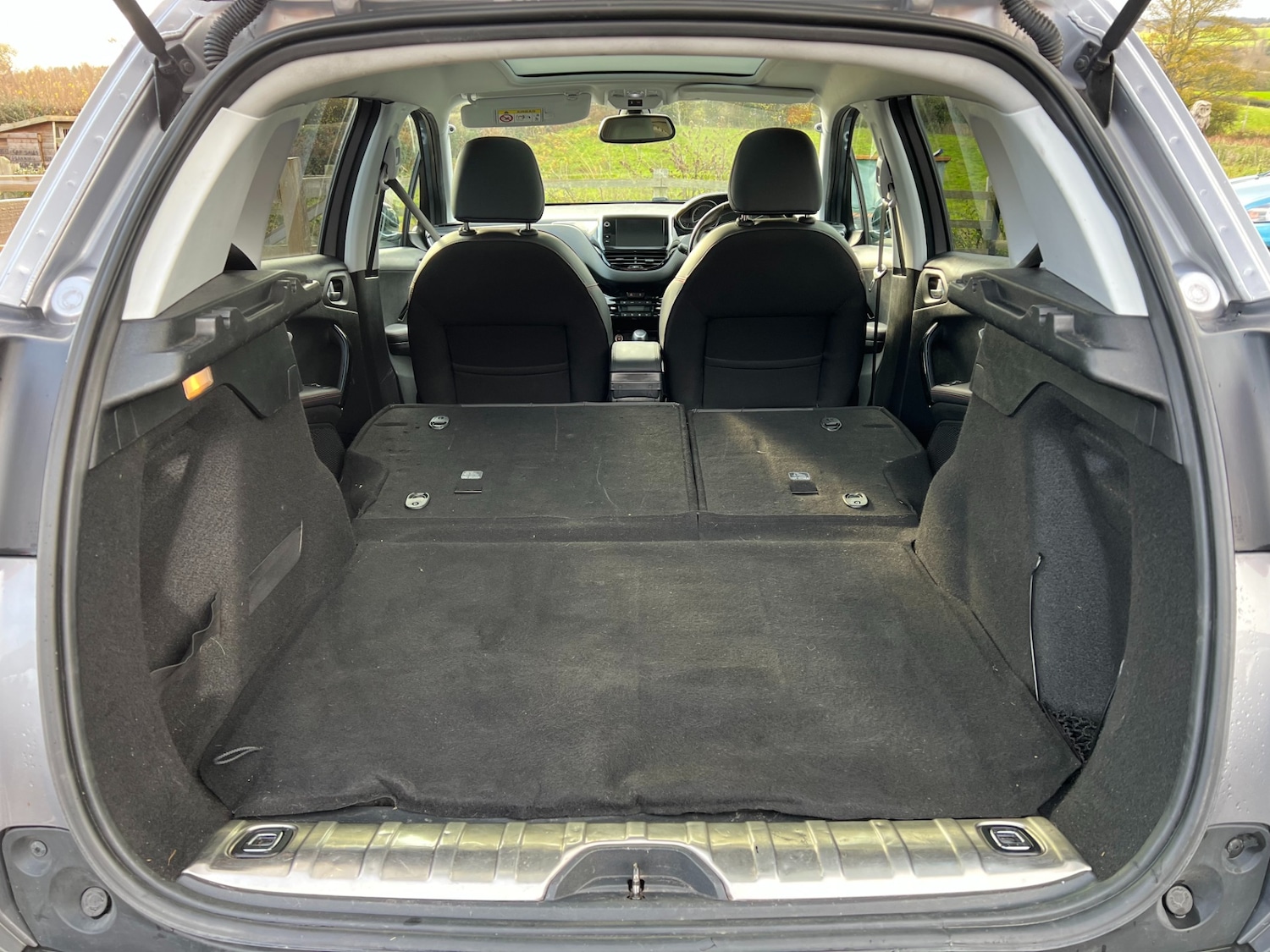 Used Peugeot 2008 2019 for sale - 76566433: Photo 19