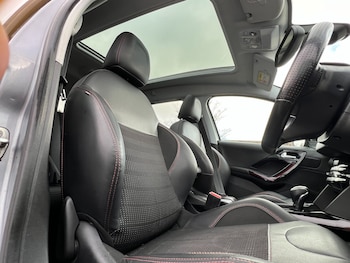 Used Peugeot 2008 2019 for sale - 76566433: Photo