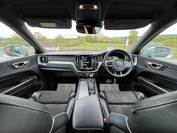 Used Volvo XC60 2017 for sale - 78389548: Photo