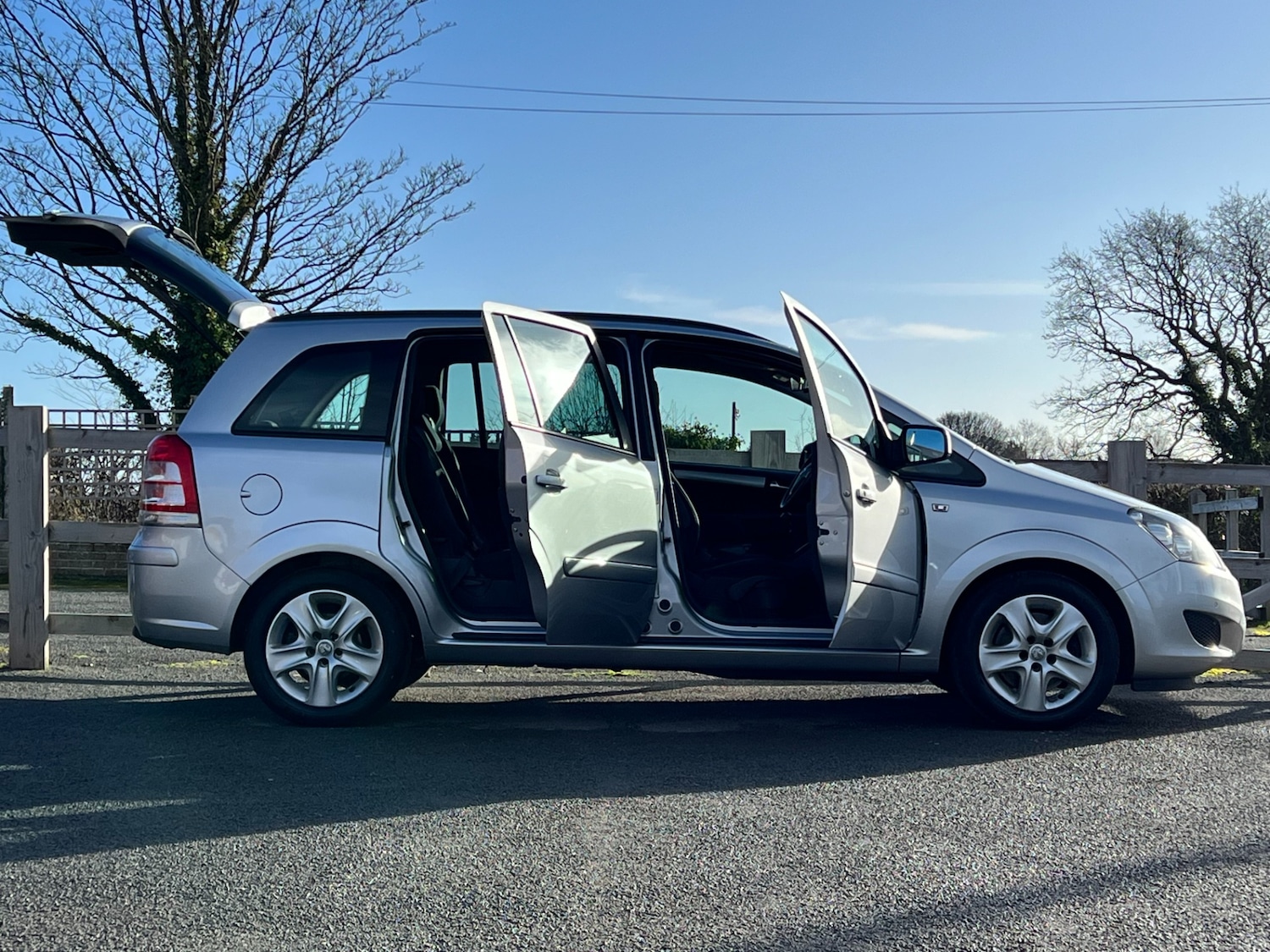 Used Vauxhall Zafira 2014 for sale - 76982610: Photo 3