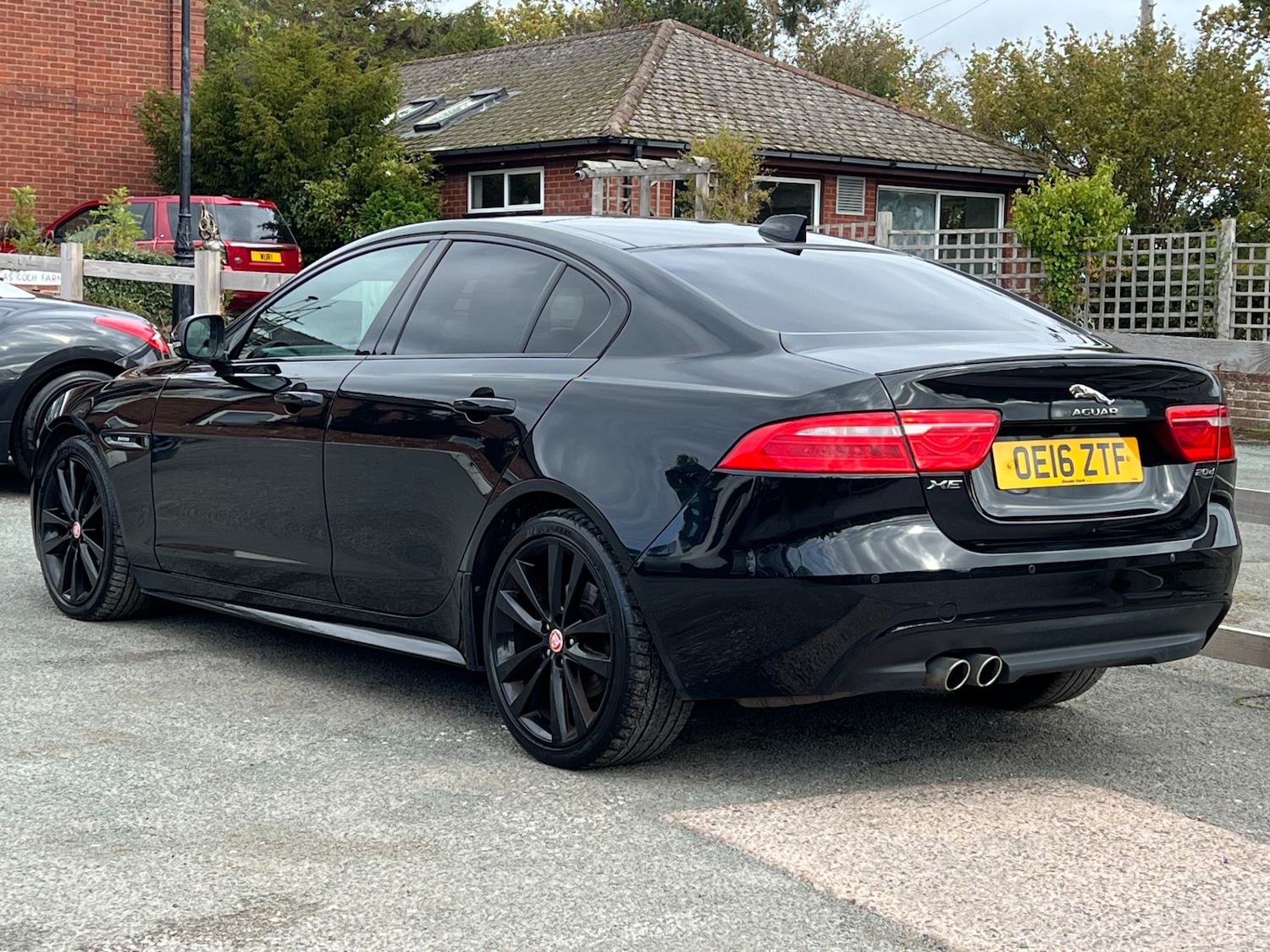 Used Jaguar XE 2016 for sale - 76145760: Photo 12