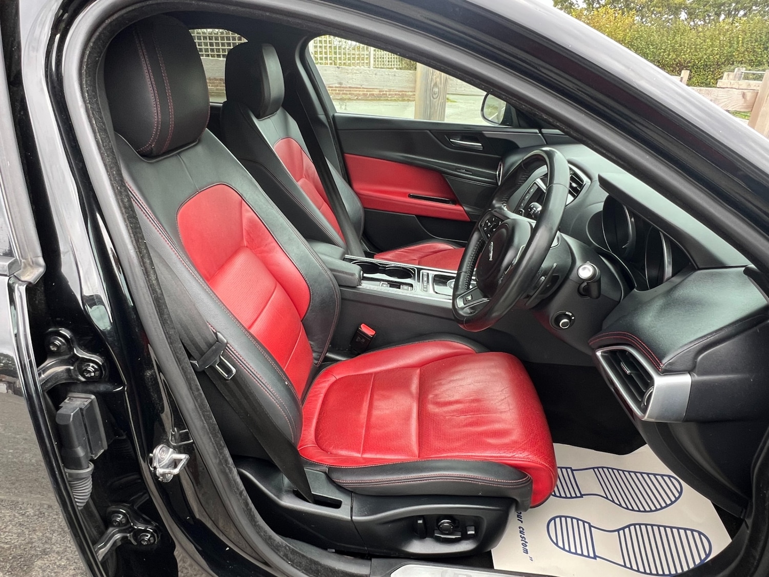 Used Jaguar XE 2016 for sale - 76145760: Photo 31