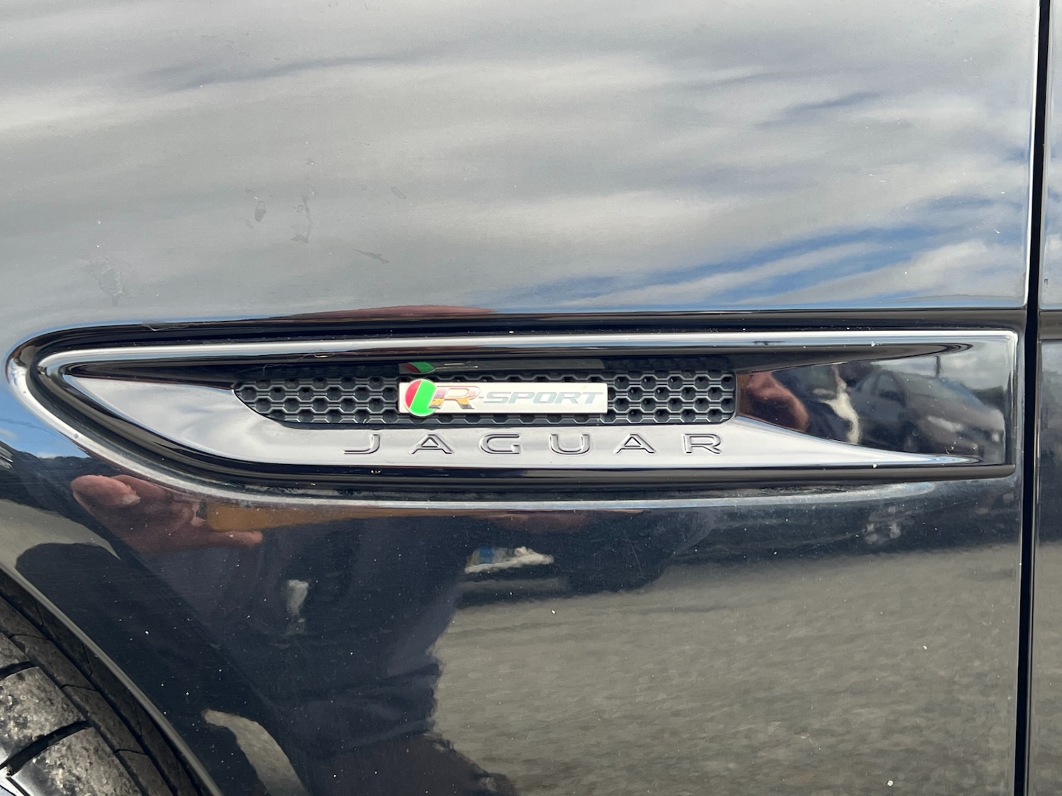 Used Jaguar XE 2016 for sale - 76145760: Photo 35