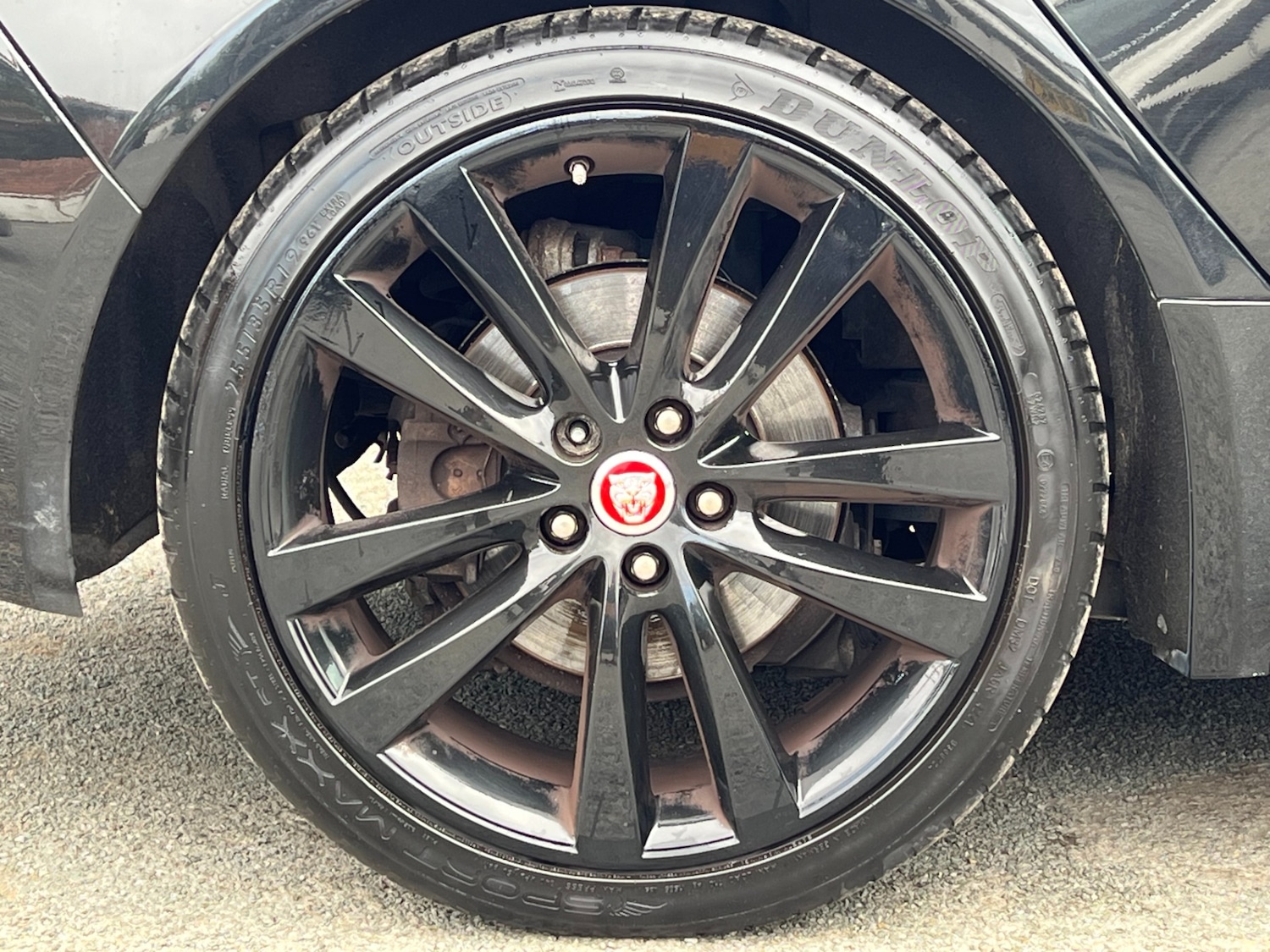Used Jaguar XE 2016 for sale - 76145760: Photo 9