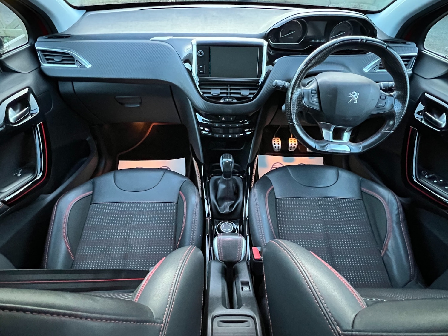 Used Peugeot 2008 2016 for sale - 76806956: Photo 3