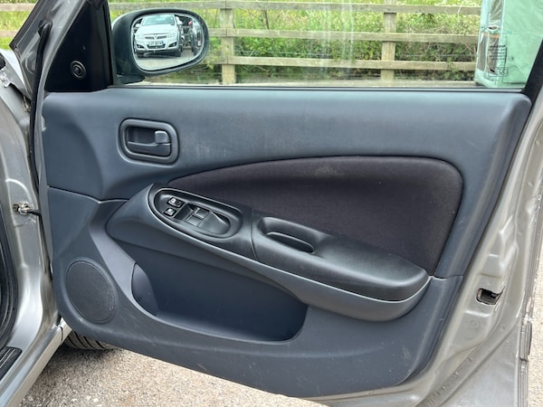 Used Nissan Almera 2005 for sale - 74282303: Photo 25