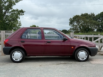 Used Ford Fiesta 1998 for sale - 78914749: Photo