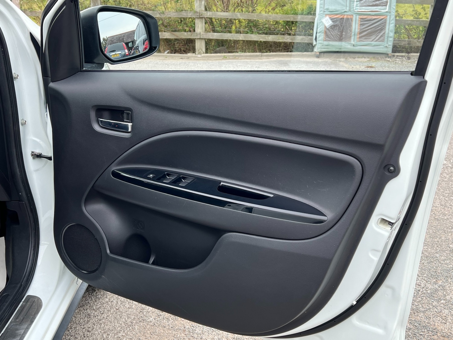 Used Mitsubishi Mirage 2015 for sale - 76101186: Photo 25