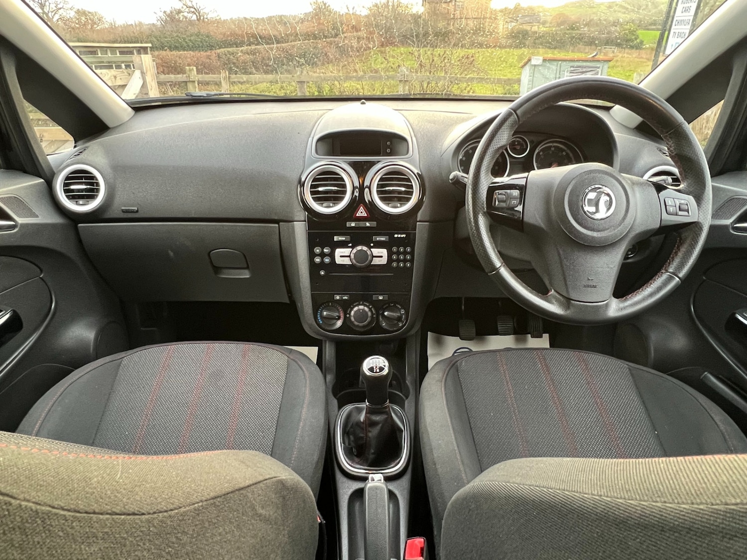 Used Vauxhall Corsa 2013 for sale - 76719490: Photo 3