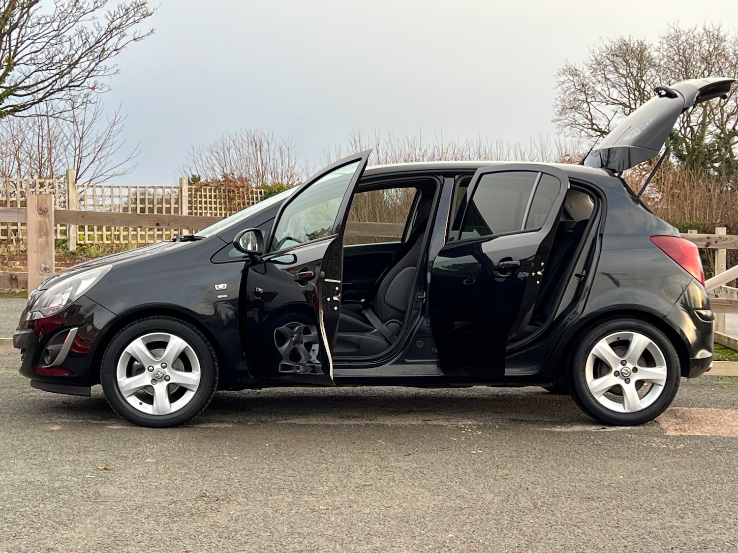 Used Vauxhall Corsa 2013 for sale - 76719490: Photo 4