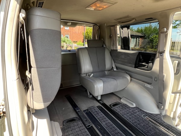 Used Nissan Elgrand 2002 for sale - 74467858: Photo 12