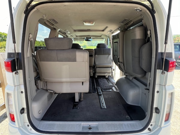 Used Nissan Elgrand 2002 for sale - 74467858: Photo 15