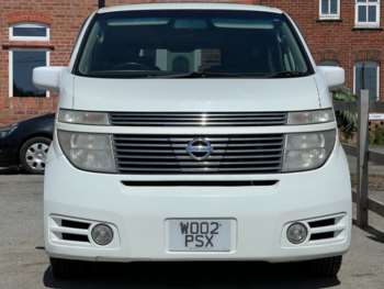 Used Nissan Elgrand  for sale - 74467858: Photo