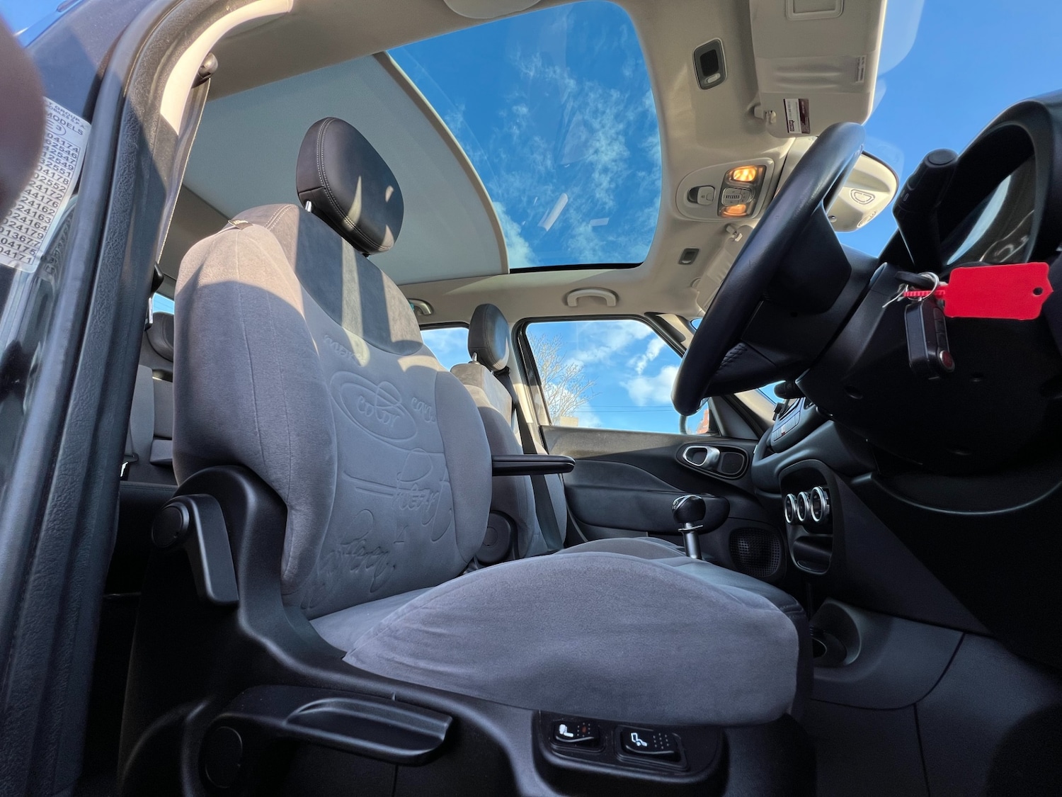 Used Fiat 500L 2013 for sale - 77207094: Photo 28