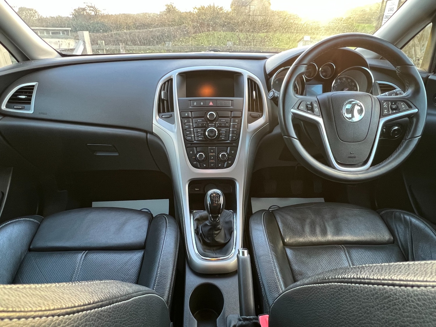 Used Vauxhall Astra 2014 for sale - 76479521: Photo 2