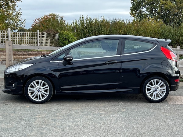 Used Ford Fiesta 2014 for sale - 76262833: Photo 14