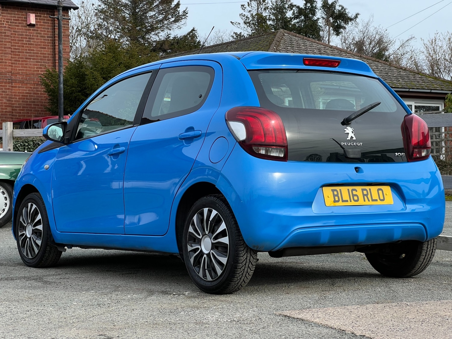 Used Peugeot 108 2016 for sale - 76982517: Photo 10