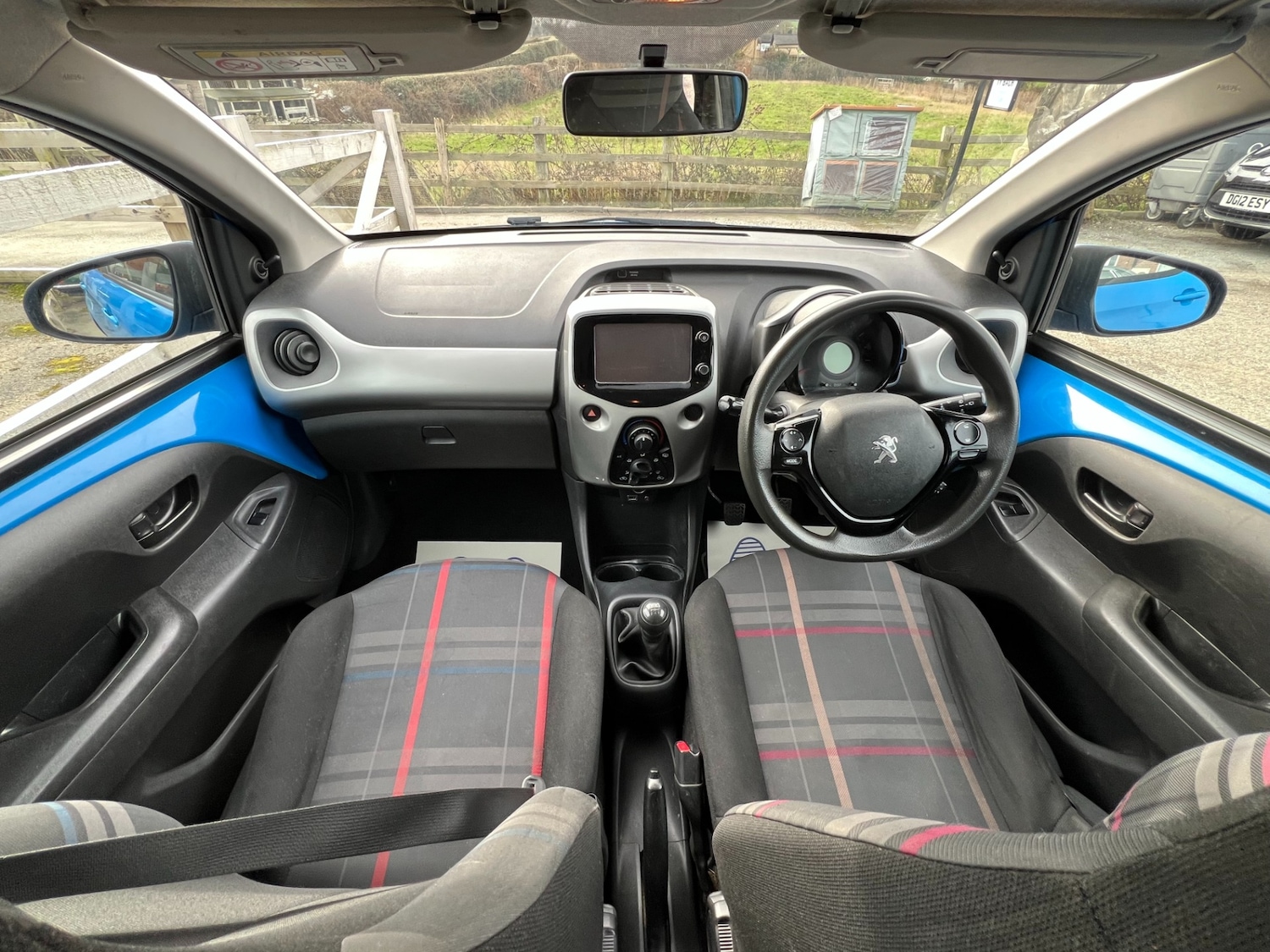 Used Peugeot 108 2016 for sale - 76982517: Photo 18