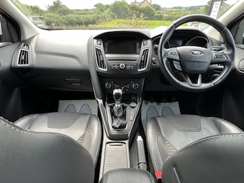 Used Ford Focus 2015 for sale - 75547875: Photo