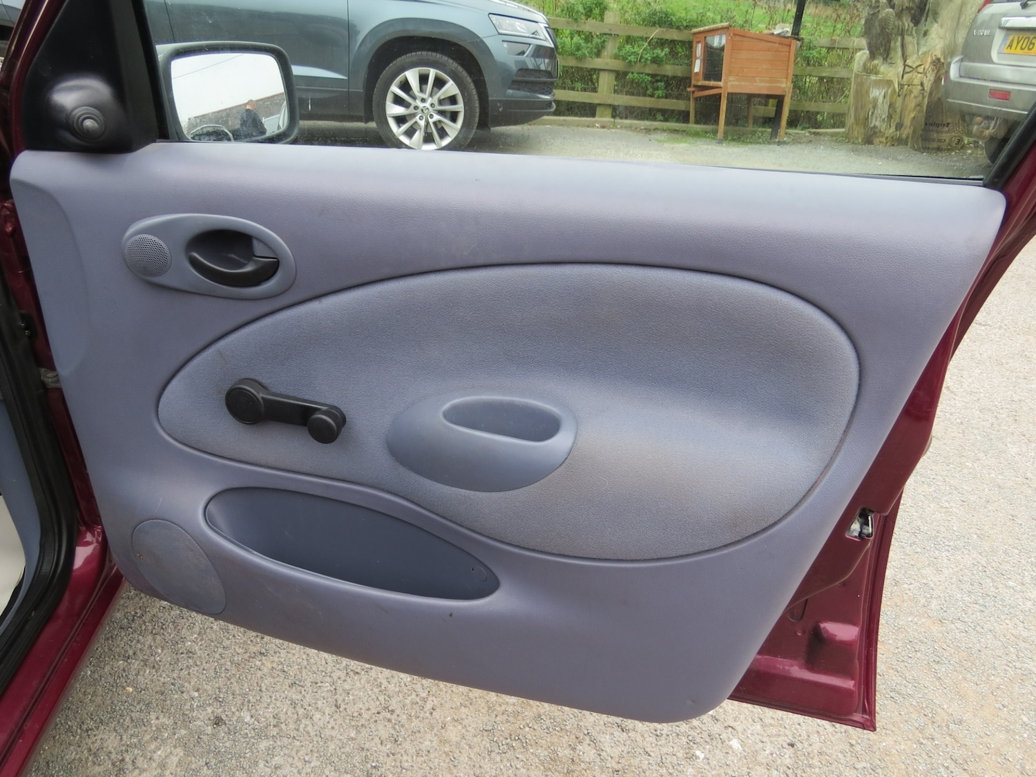 Used Ford Fiesta 1998 for sale - 76567785: Photo 24