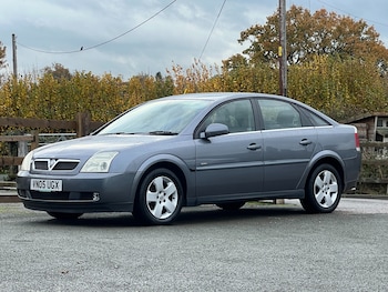 Used Vauxhall Vectra 2005 for sale - 76476345: Photo