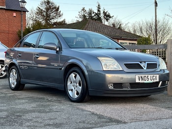 Used Vauxhall Vectra 2005 for sale - 76476345: Photo